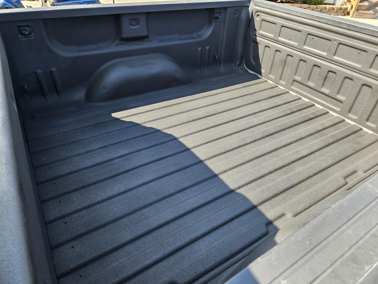 GMC Sierra 1500 4WD Crew Cab 143.5" Denali 2016