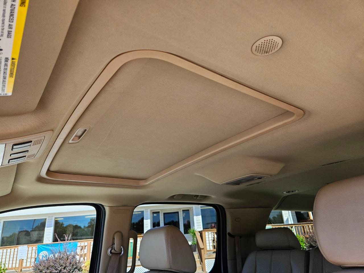 Chevrolet Suburban 4WD 4dr 1500 LT 2007