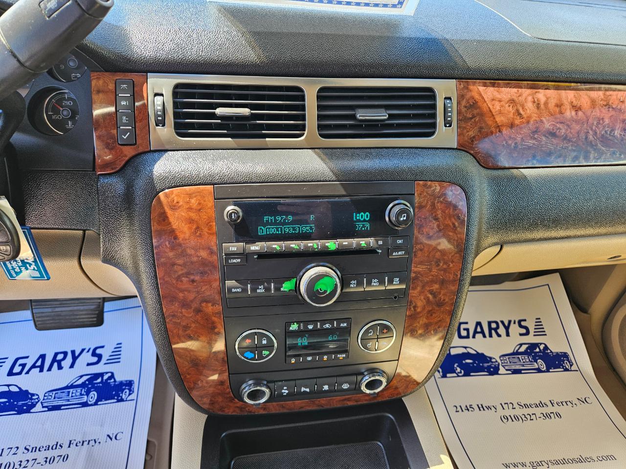 Chevrolet Suburban 4WD 4dr 1500 LT 2007