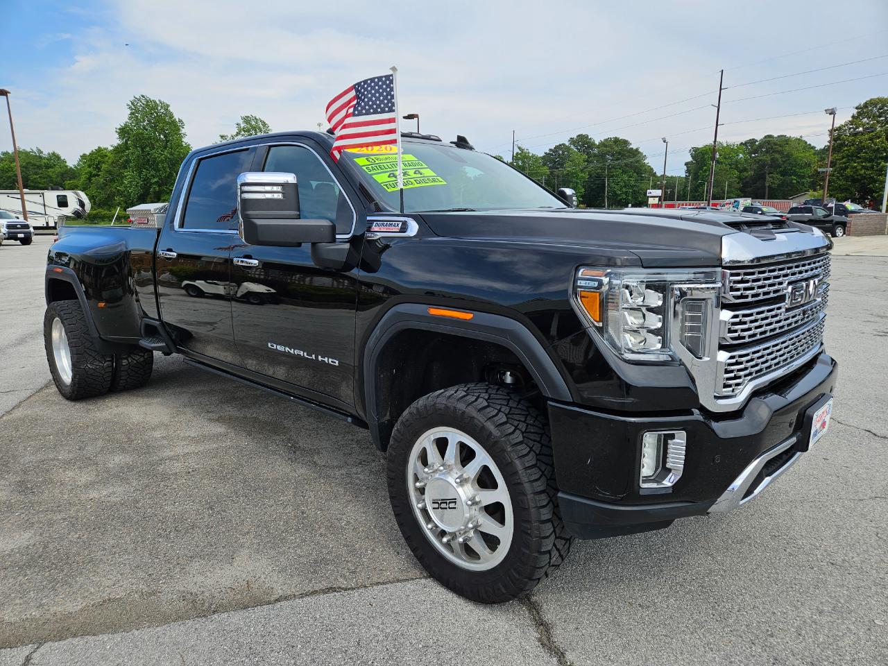 GMC Sierra 3500HD 4WD Crew Cab 172" Denali 2020