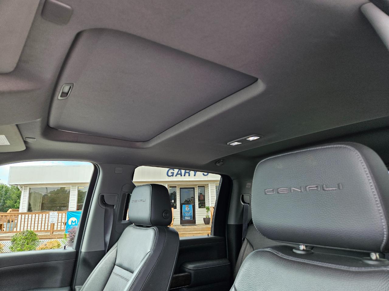 GMC Sierra 3500HD 4WD Crew Cab 172" Denali 2020