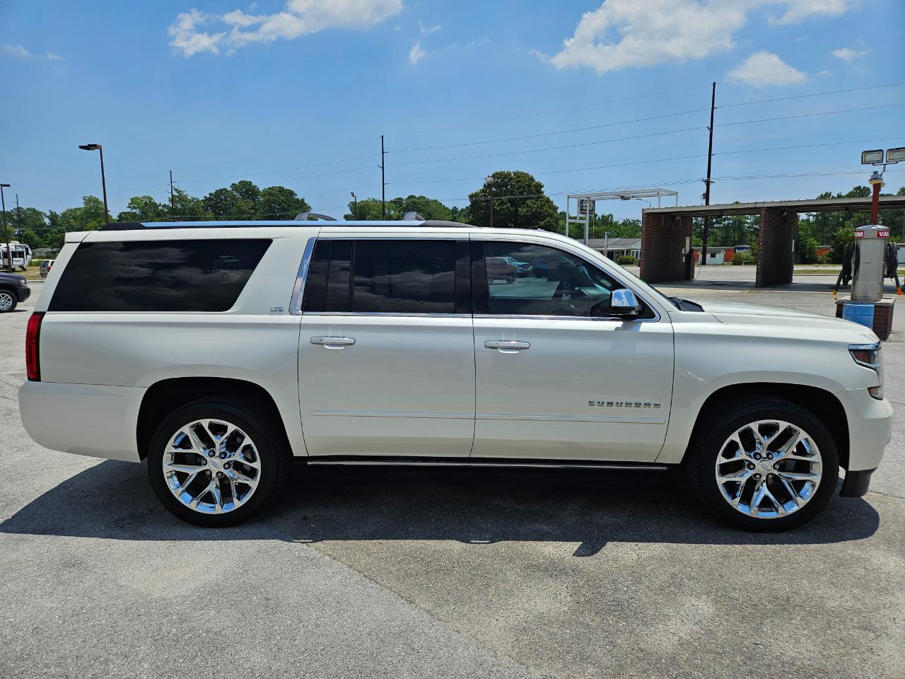 Chevrolet Suburban 4WD 4dr LTZ 2015