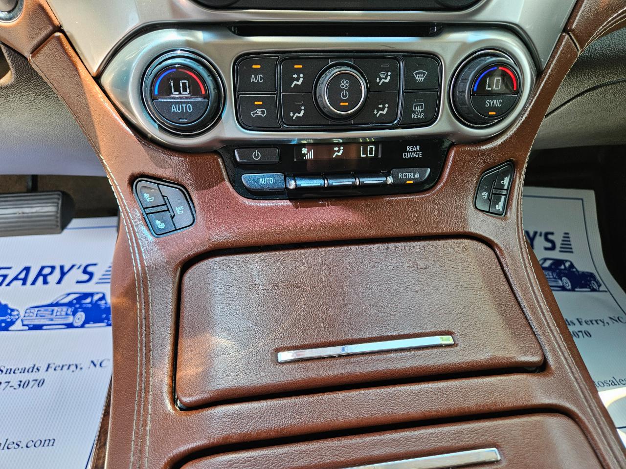 Chevrolet Suburban 4WD 4dr LTZ 2015