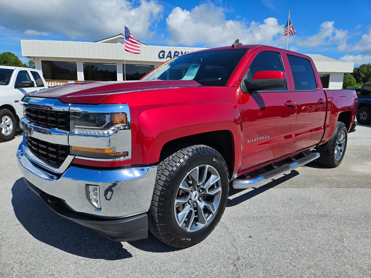 Chevrolet Silverado 1500 4WD Crew Cab 143.5" LT w/1LT 2018