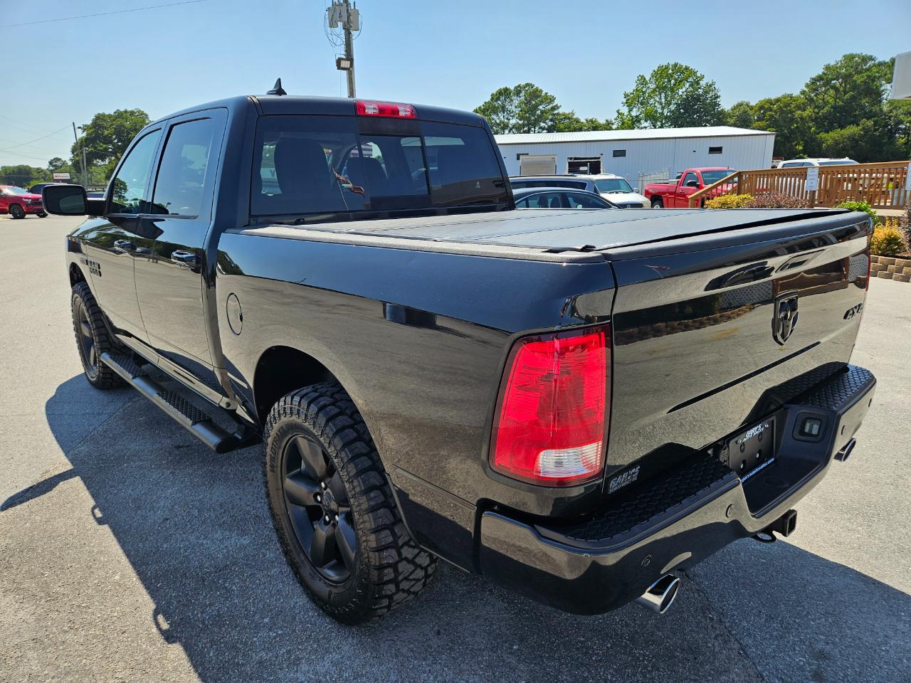RAM 1500 Big Horn 4x4 Crew Cab 5'7" Box 2018
