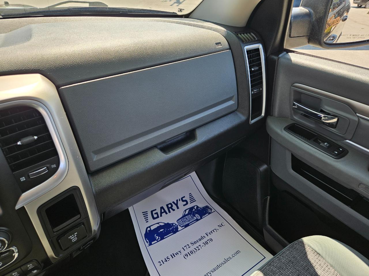 RAM 1500 Big Horn 4x4 Crew Cab 5'7" Box 2018