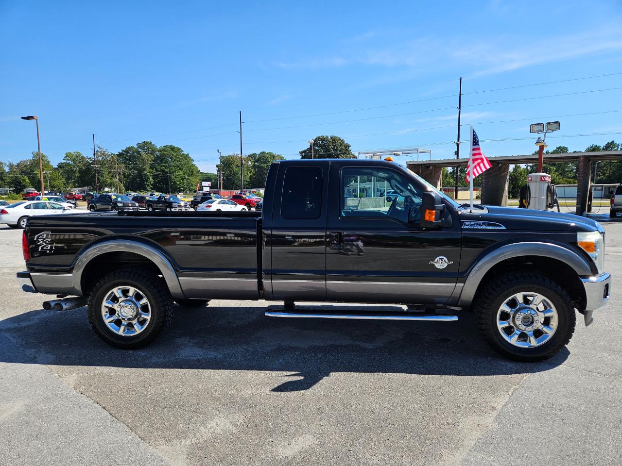 Ford Super Duty F-250 SRW 4WD SuperCab 142" Lariat 2011