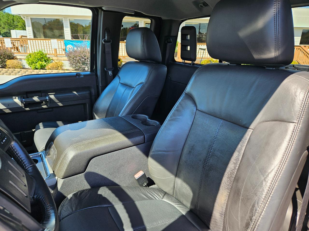 Ford Super Duty F-250 SRW 4WD SuperCab 142" Lariat 2011