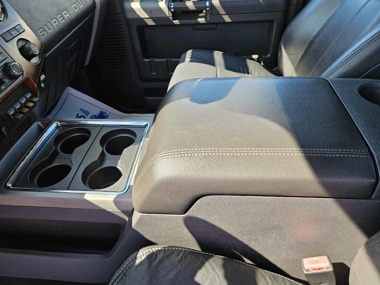Ford Super Duty F-250 SRW 4WD SuperCab 142" Lariat 2011