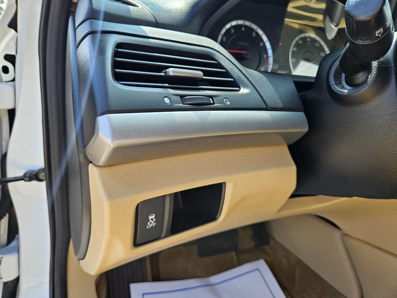 Honda Accord Sdn 4dr I4 Auto LX 2012