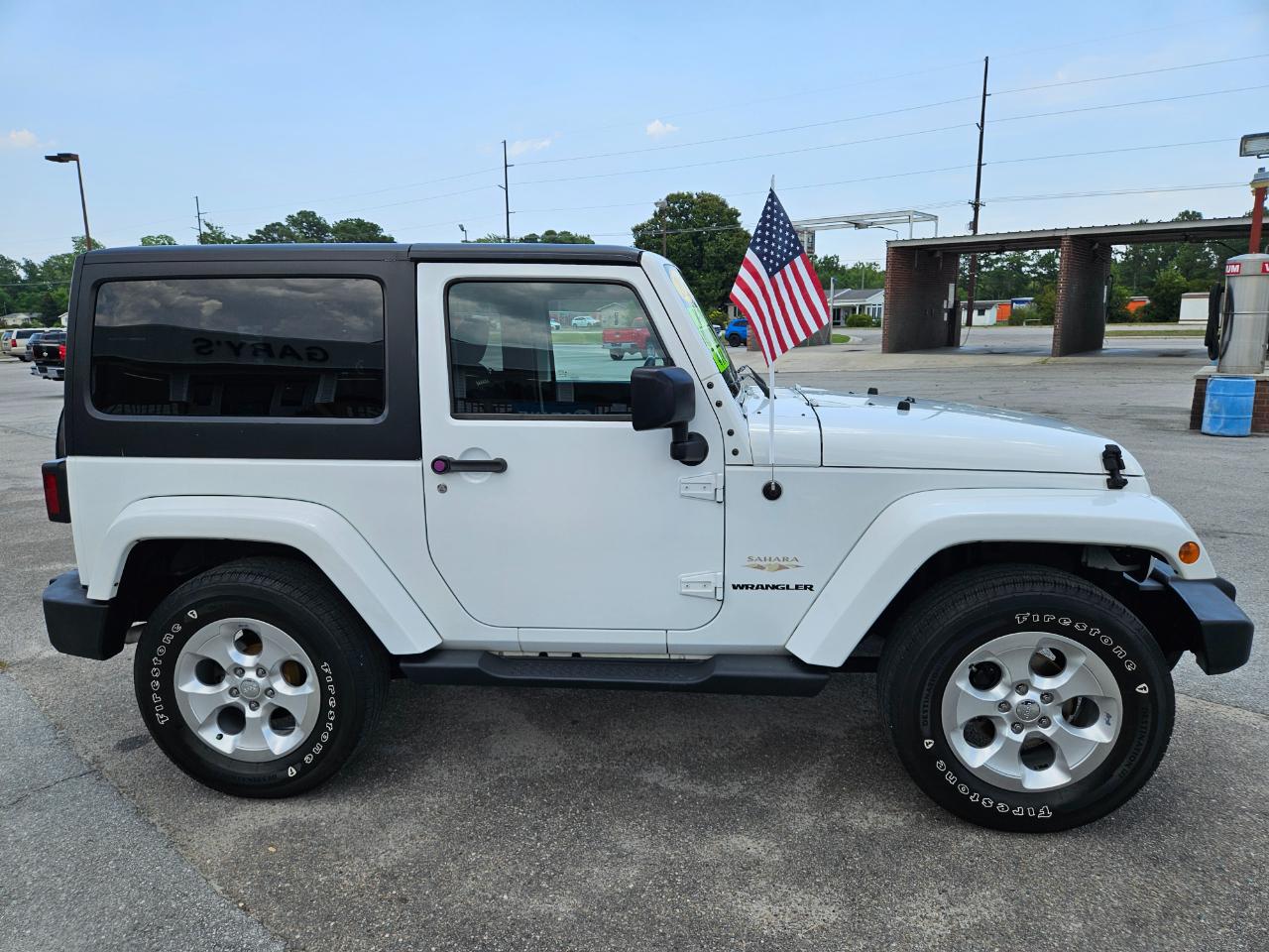 Jeep Wrangler 4WD 2dr Sahara 2015