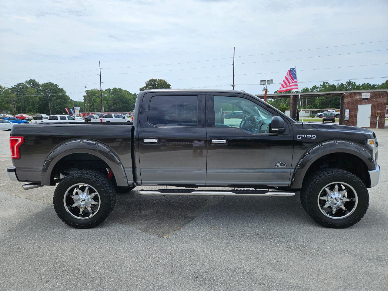 Ford F-150 4WD SuperCrew 145" XLT 2016