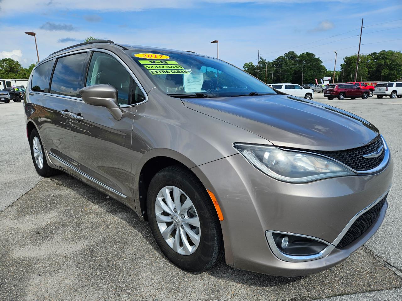 Chrysler Pacifica Touring-L FWD 2017