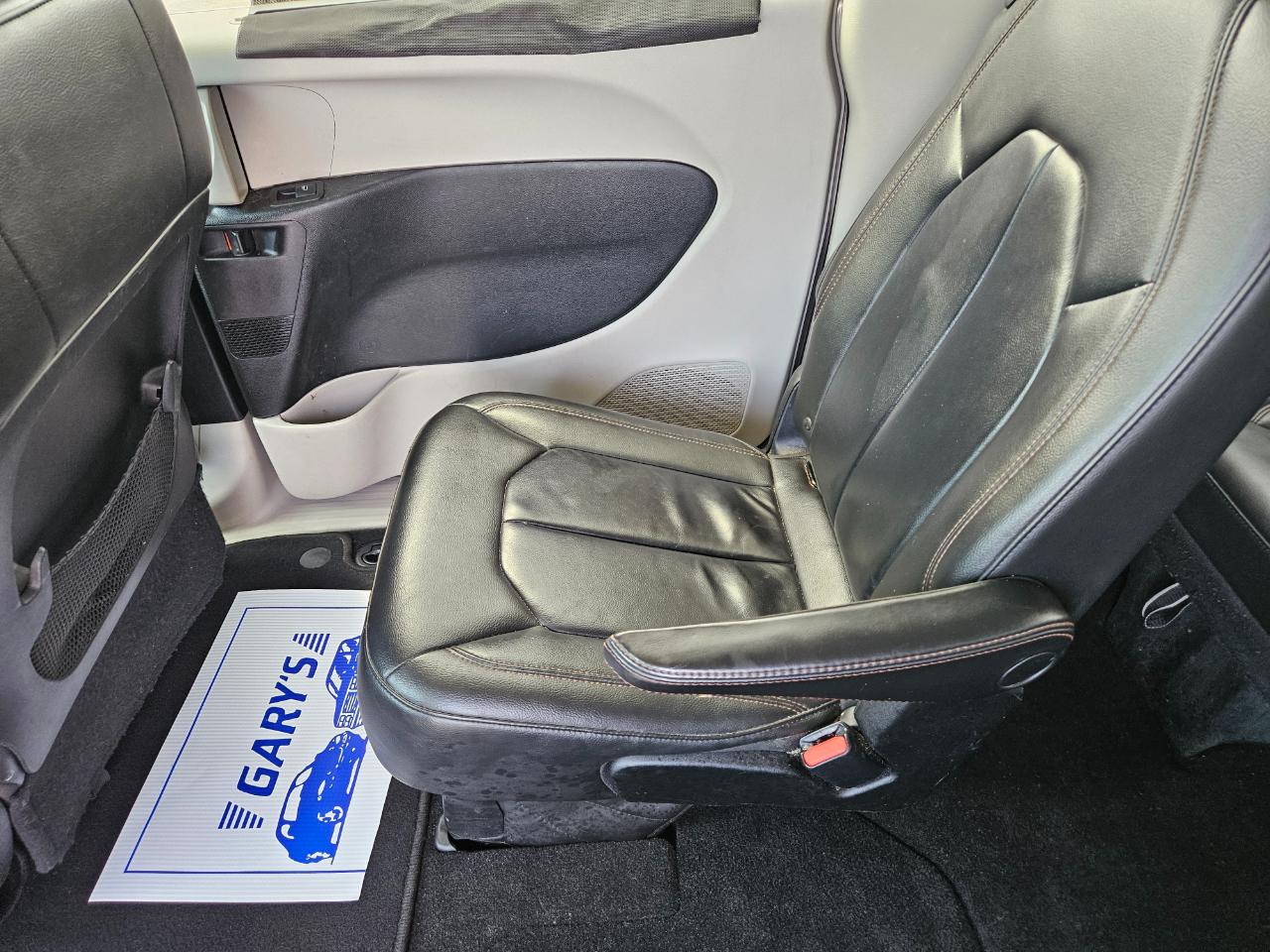Chrysler Pacifica Touring-L FWD 2017
