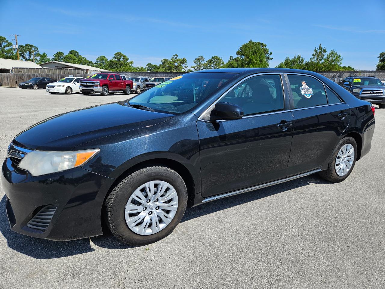 Toyota Camry 4dr Sdn I4 Auto LE (Natl) 2012