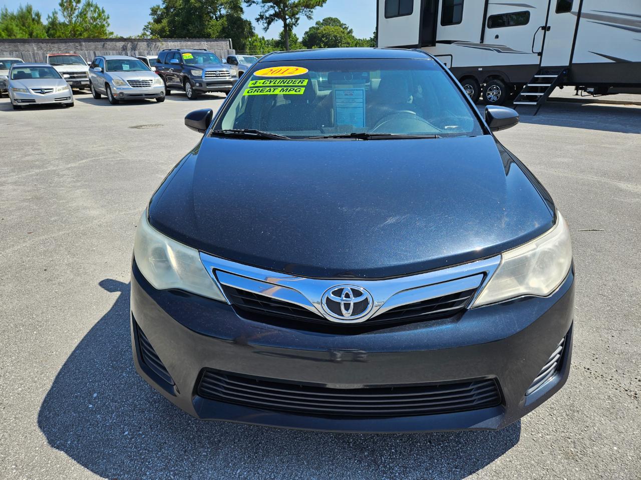 Toyota Camry 4dr Sdn I4 Auto LE (Natl) 2012