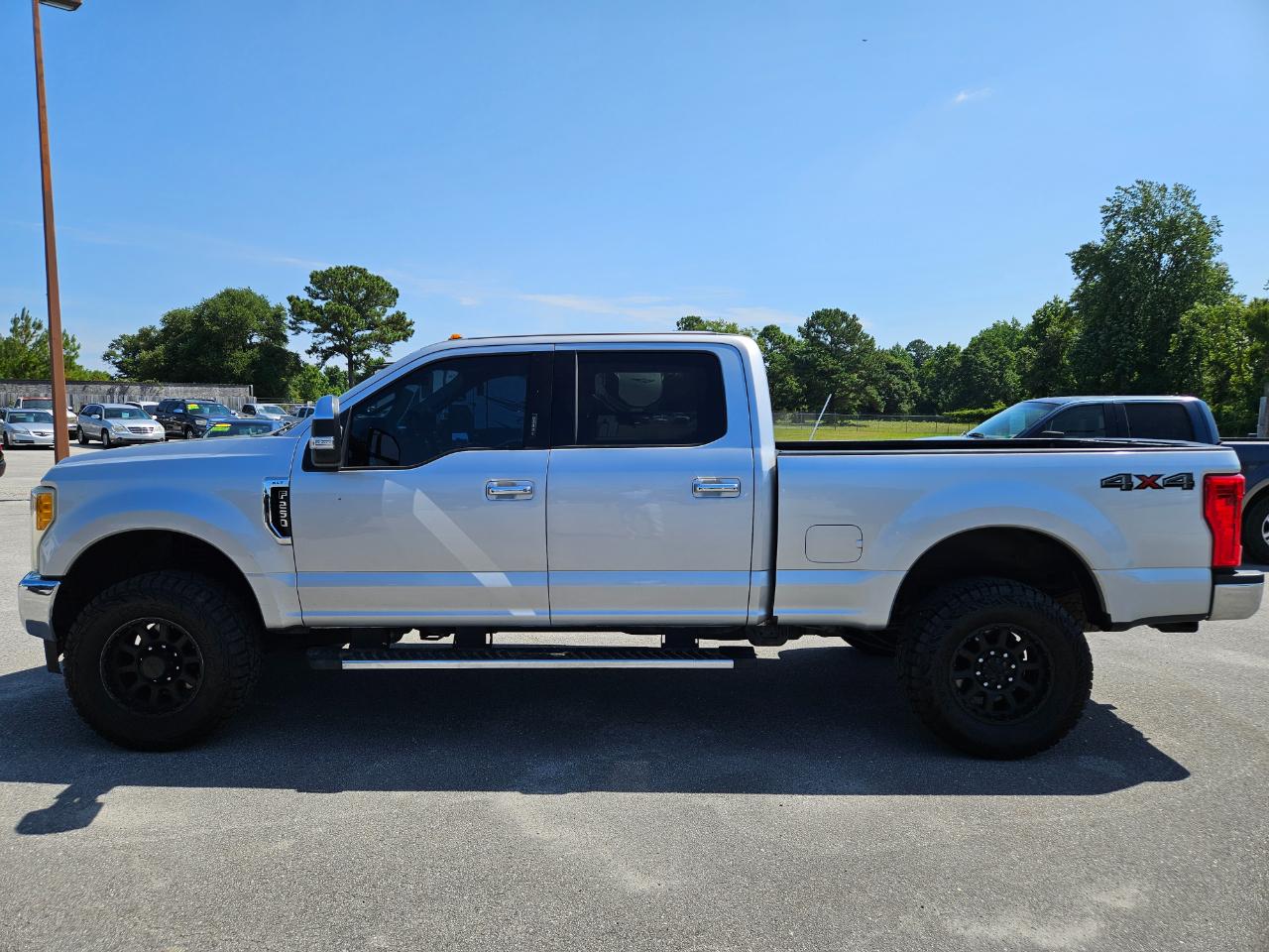 Ford Super Duty F-250 SRW XLT 4WD Crew Cab 6.75' Box 2017