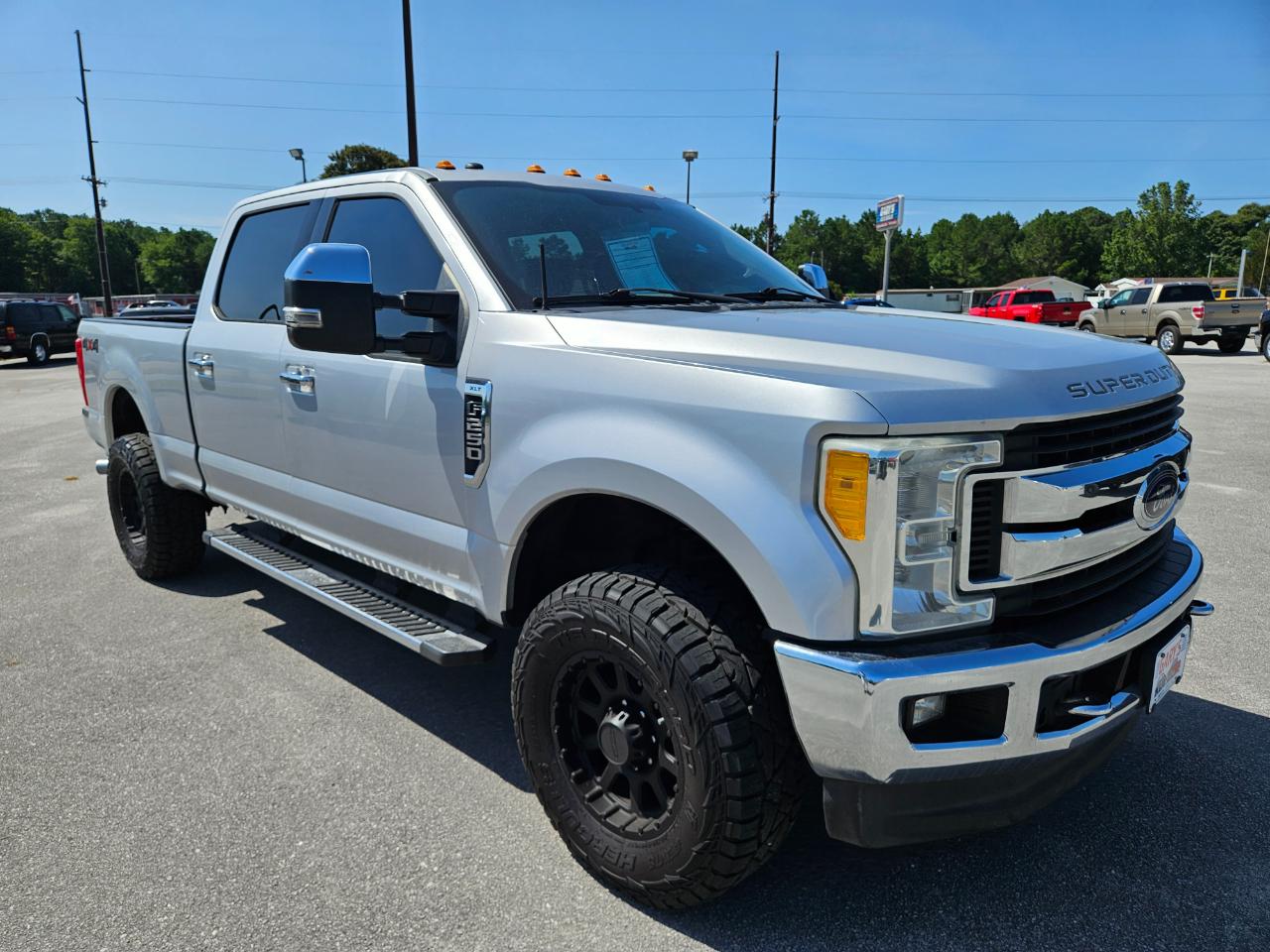 Ford Super Duty F-250 SRW XLT 4WD Crew Cab 6.75' Box 2017