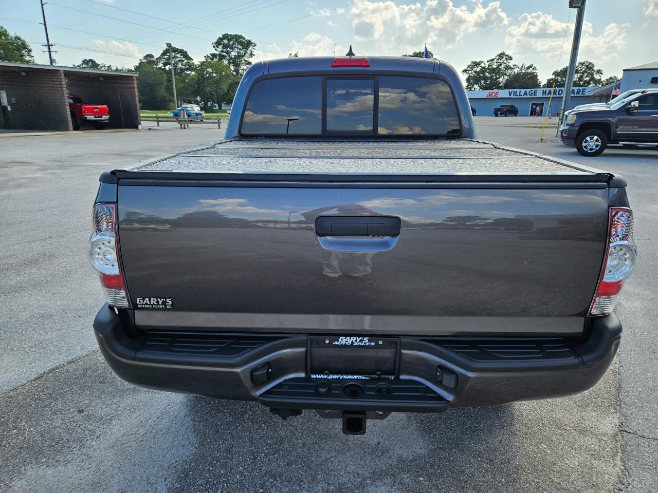 Toyota Tacoma 4WD Double Cab V6 AT (Natl) 2014