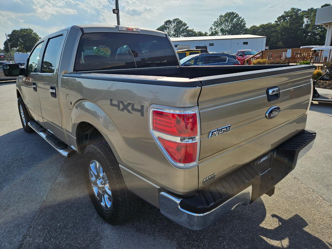 Ford F-150 4WD SuperCrew 145" XLT 2013