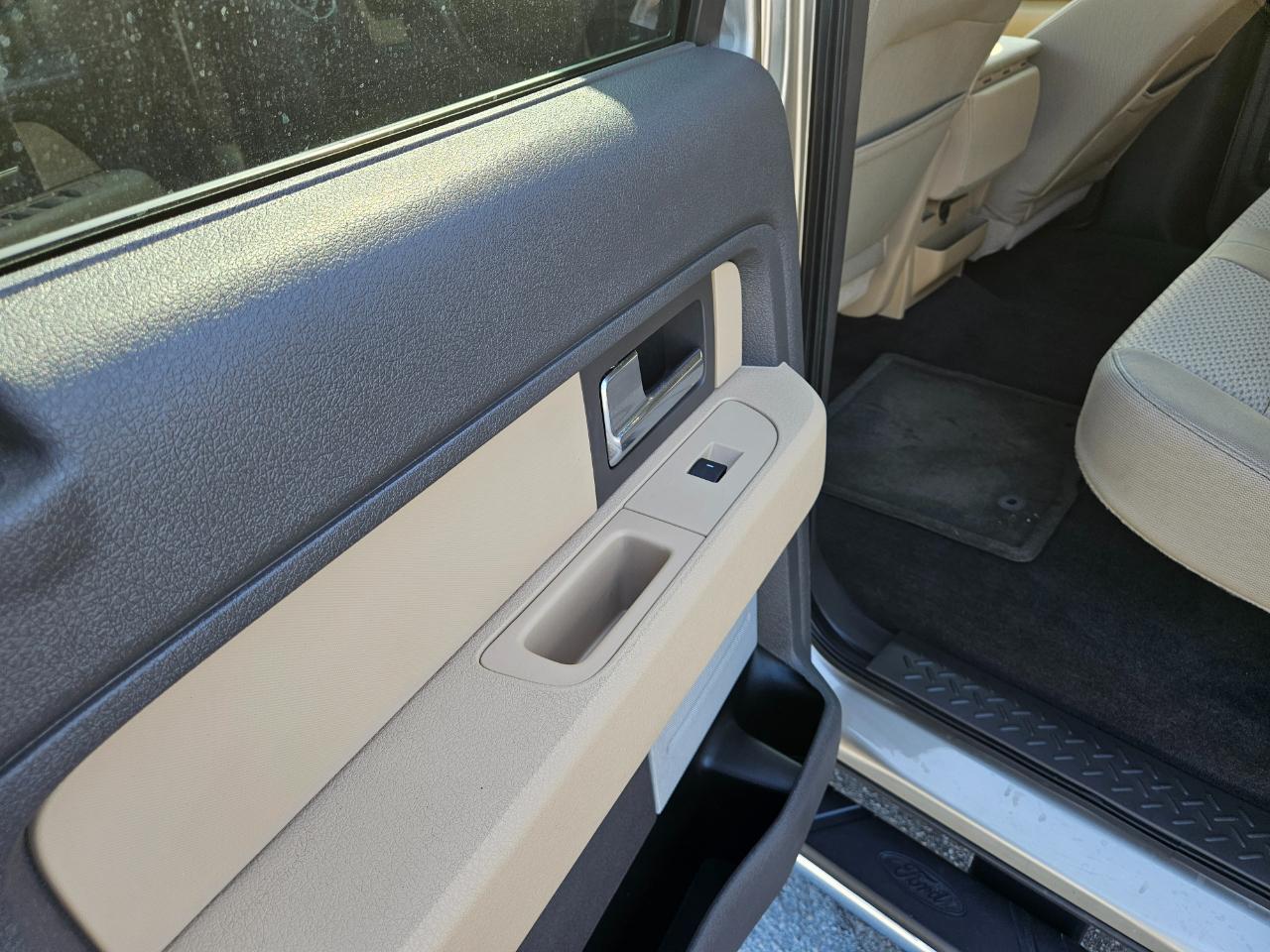 Ford F-150 4WD SuperCrew 145" XLT 2013