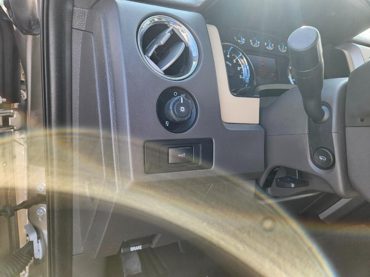 Ford F-150 4WD SuperCrew 145" XLT 2013