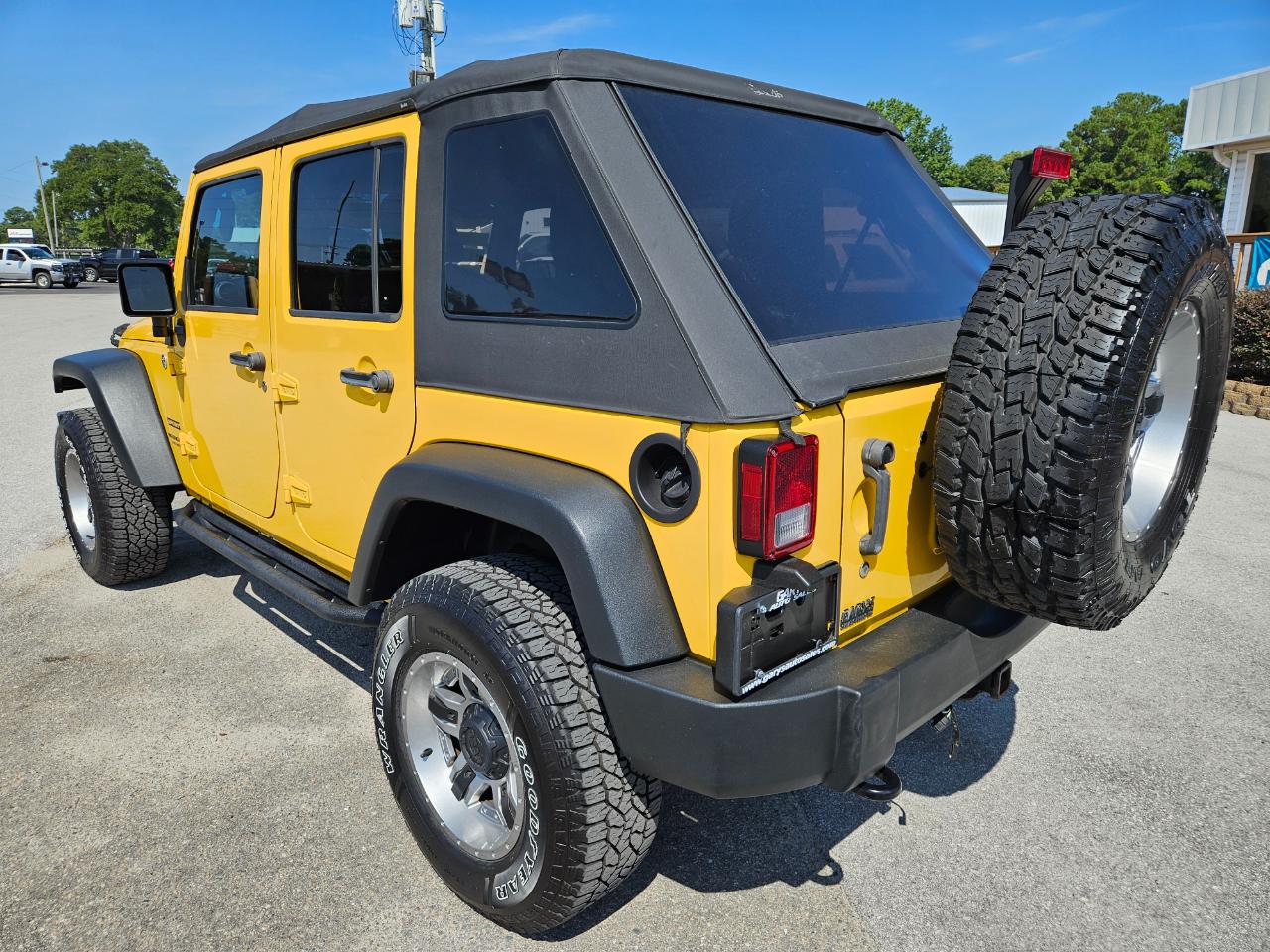 Jeep Wrangler Unlimited 4WD 4dr Sport 2015