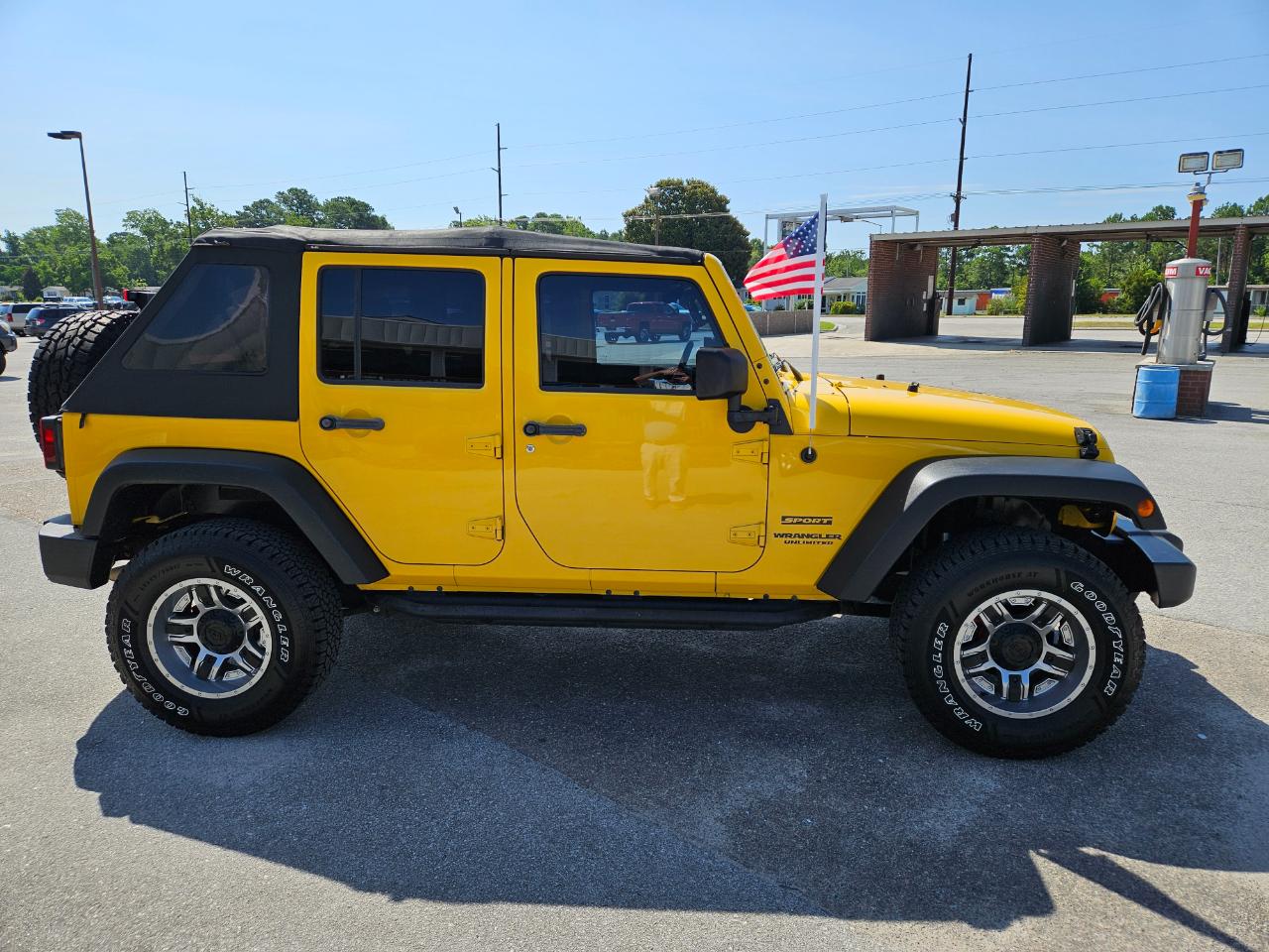 Jeep Wrangler Unlimited 4WD 4dr Sport 2015