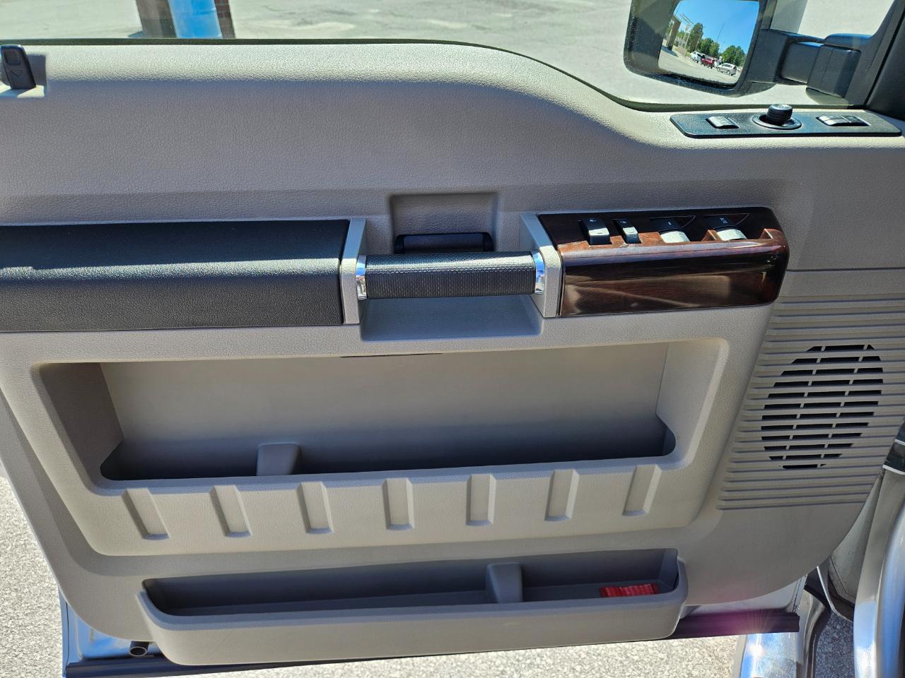 Ford Super Duty F-250 SRW 4WD Crew Cab 156" Lariat 2008