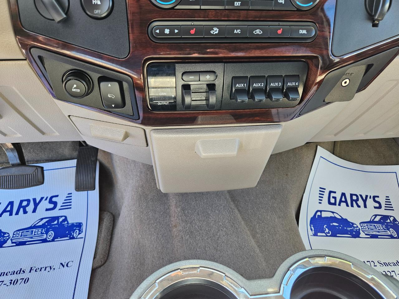 Ford Super Duty F-250 SRW 4WD Crew Cab 156" Lariat 2008