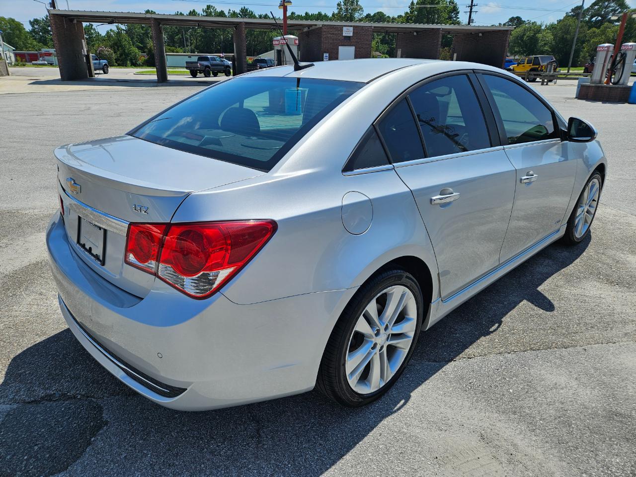 Chevrolet Cruze 4dr Sdn LTZ 2012