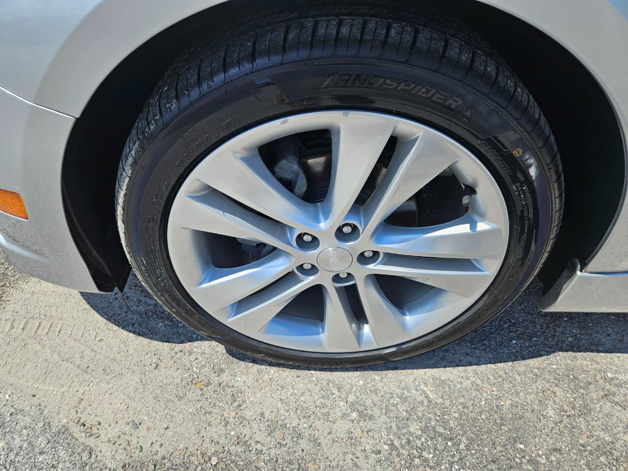 Chevrolet Cruze 4dr Sdn LTZ 2012