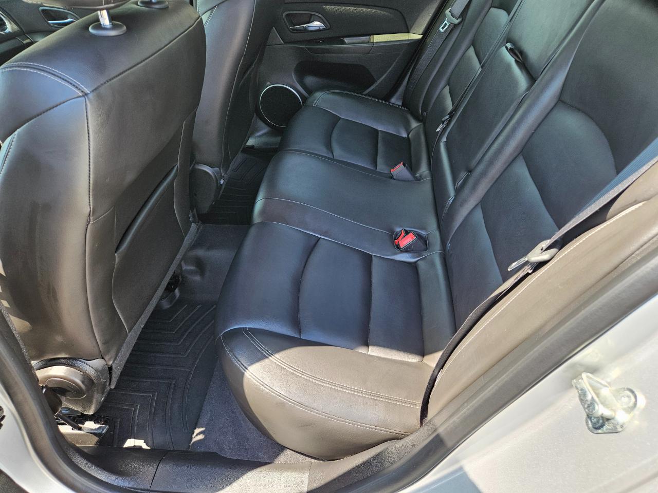 Chevrolet Cruze 4dr Sdn LTZ 2012