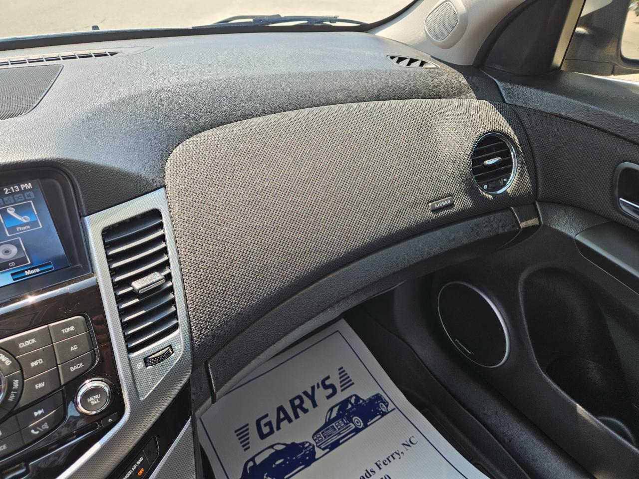 Chevrolet Cruze 4dr Sdn LTZ 2012