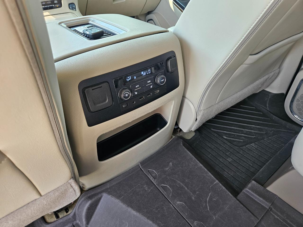 GMC Yukon 4WD 4dr Denali 2019
