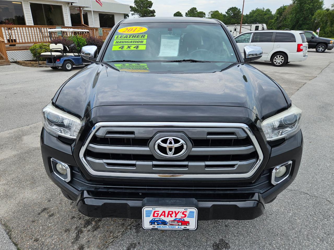 Toyota Tacoma Limited Double Cab 5' Bed V6 4x4 AT (Natl) 2017