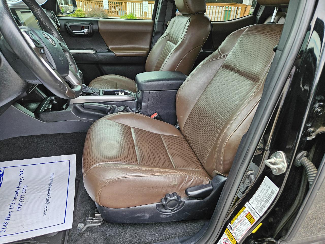 Toyota Tacoma Limited Double Cab 5' Bed V6 4x4 AT (Natl) 2017