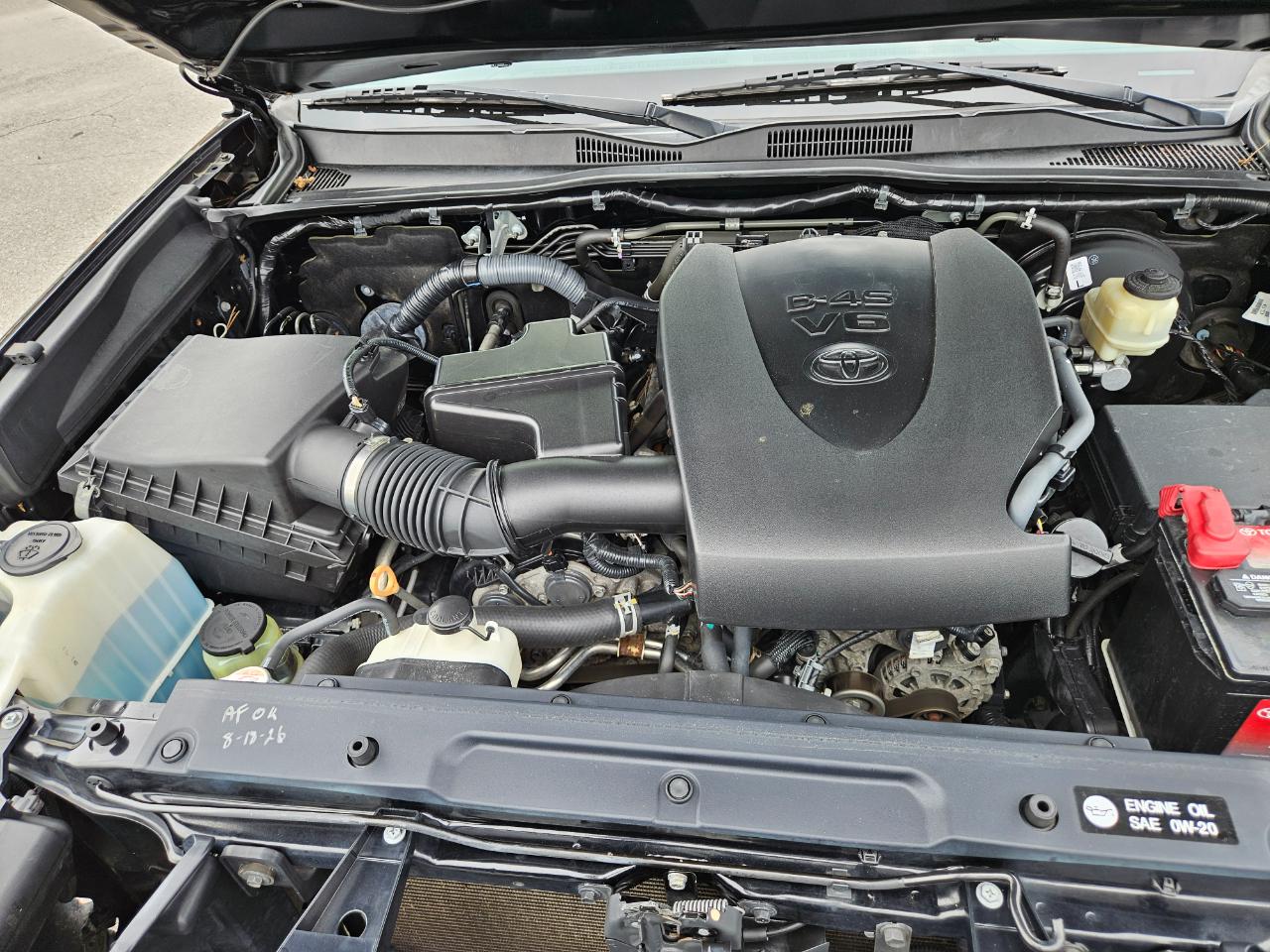 Toyota Tacoma Limited Double Cab 5' Bed V6 4x4 AT (Natl) 2017