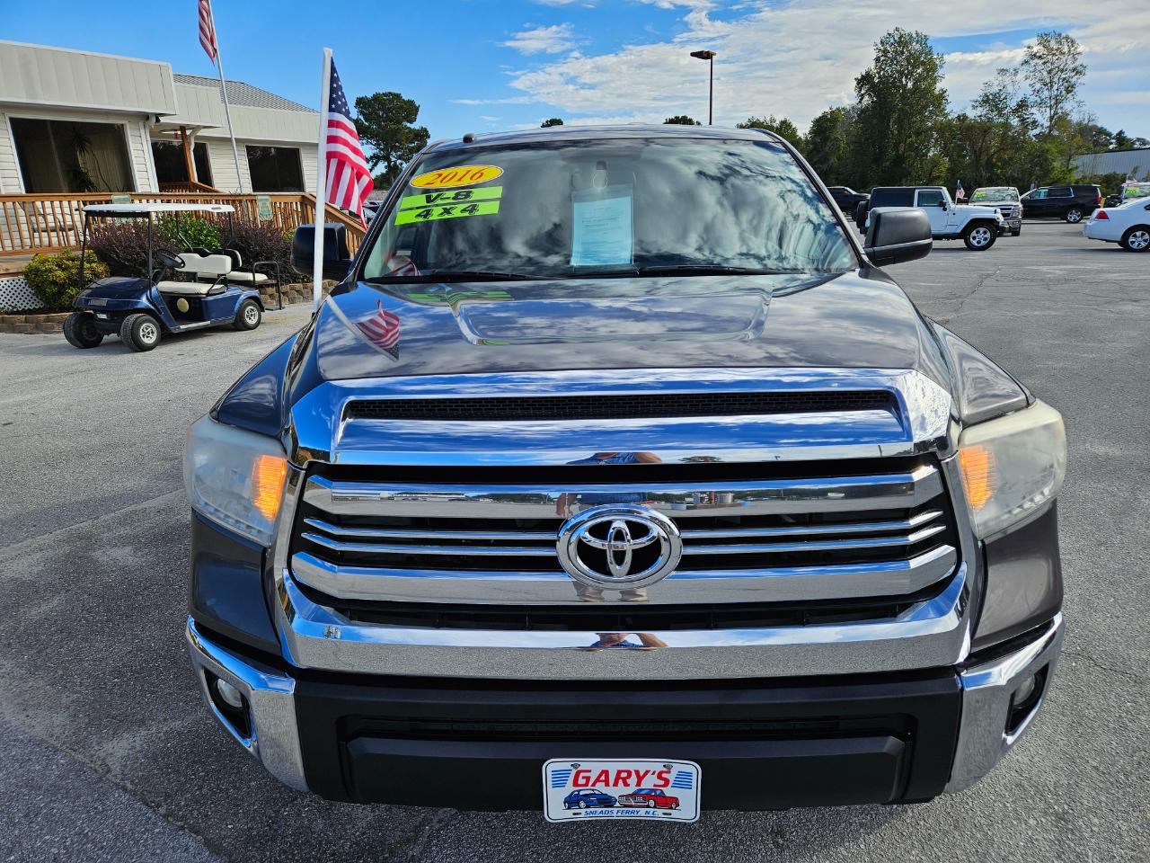Toyota Tundra 4WD Truck Dbl LB 5.7L V8 6-Spd AT SR5 (Natl) 2016