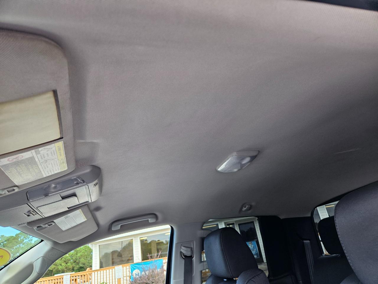 Toyota Tundra 4WD Truck Dbl LB 5.7L V8 6-Spd AT SR5 (Natl) 2016