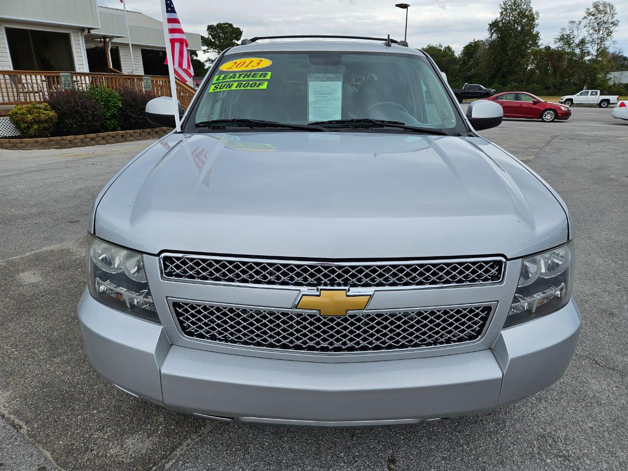 Chevrolet Avalanche 4WD Crew Cab LT 2013