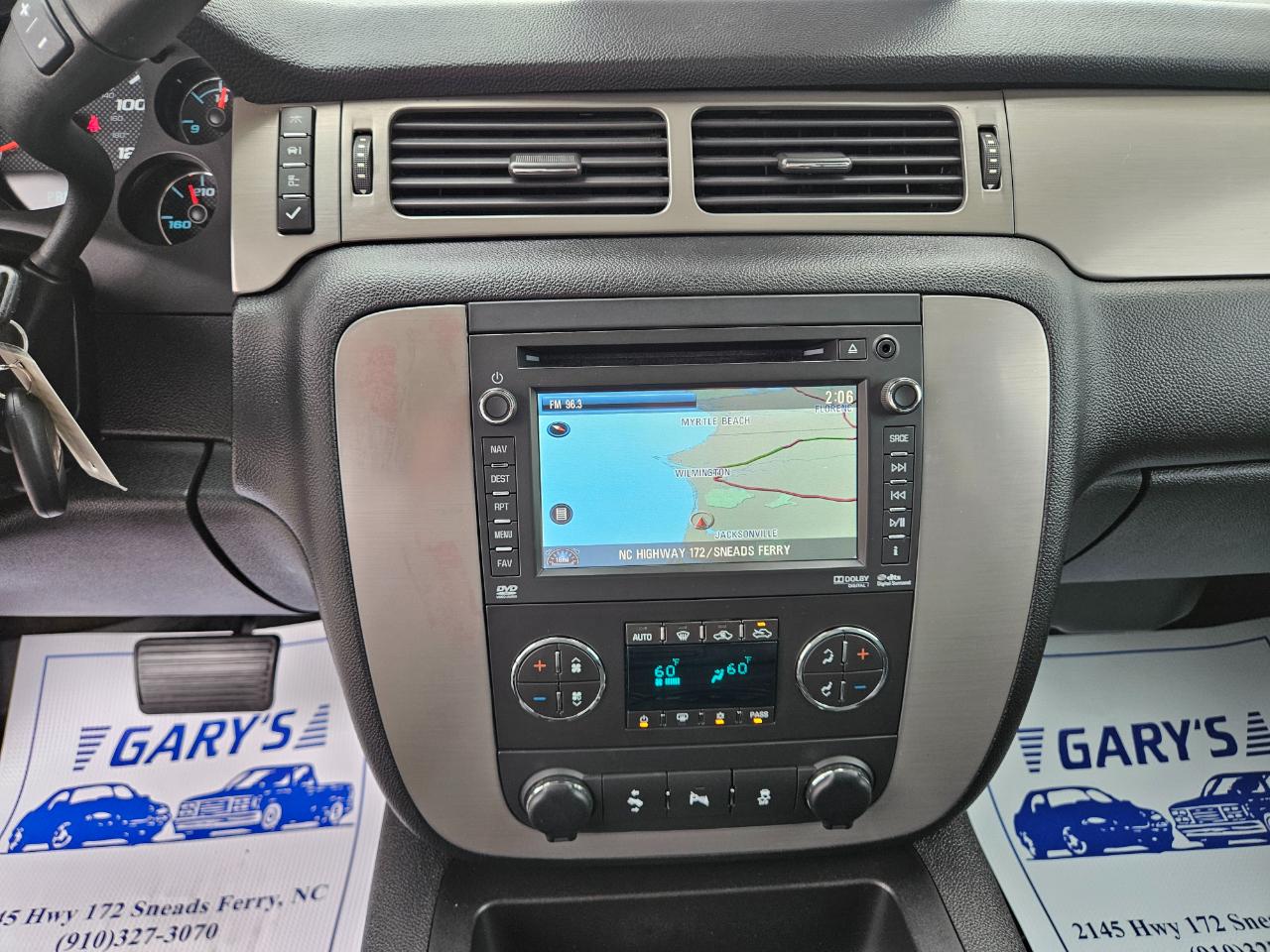 Chevrolet Avalanche 4WD Crew Cab LT 2013