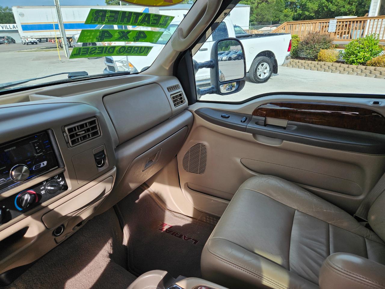 Ford Super Duty F-350 DRW Crew Cab 172" Lariat 4WD 2004