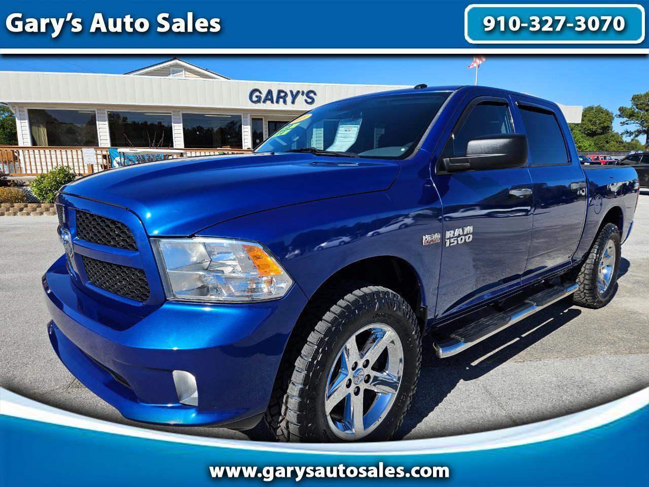 2018 RAM 1500 Express 4x4 Crew Cab 5'7" Box