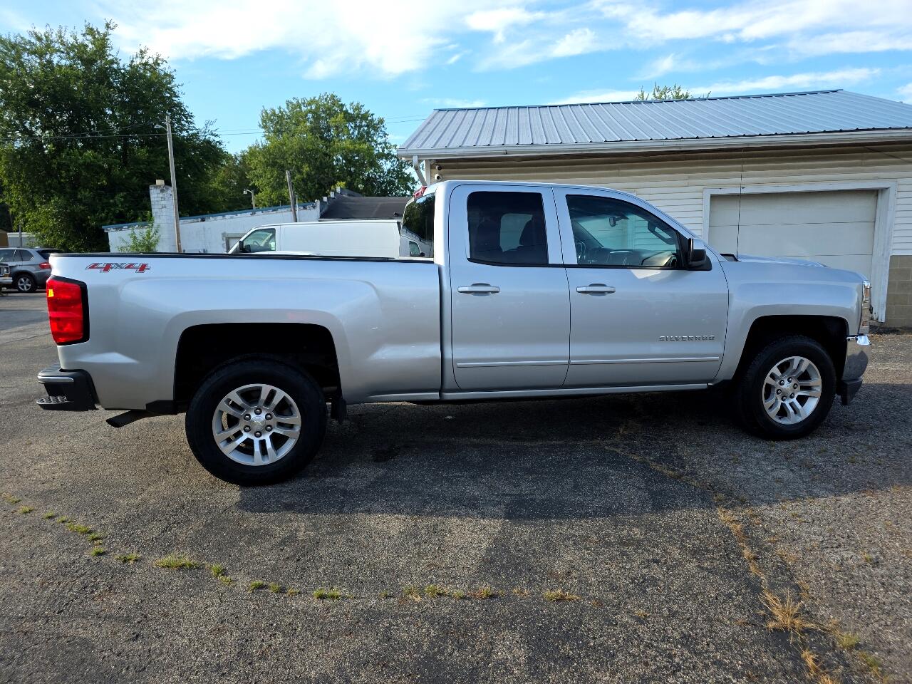 Chevrolet Silverado 1500 4dr Ext Cab 157.5" WB 4WD 2016