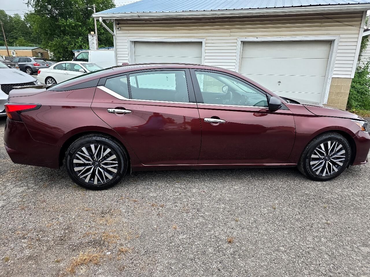 Nissan Altima 2.5 SV 2024