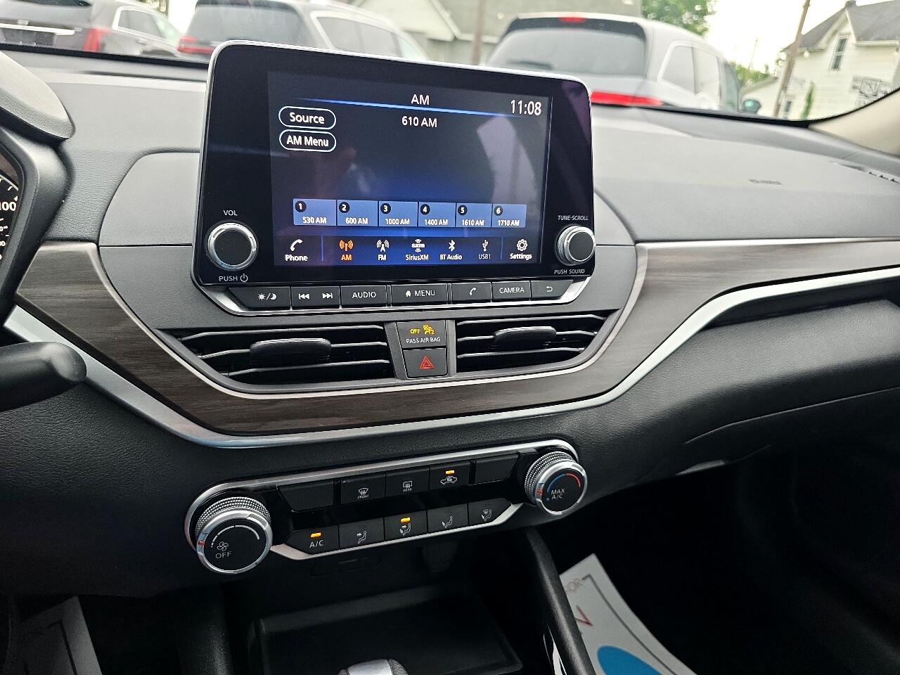 Nissan Altima 2.5 SV 2024