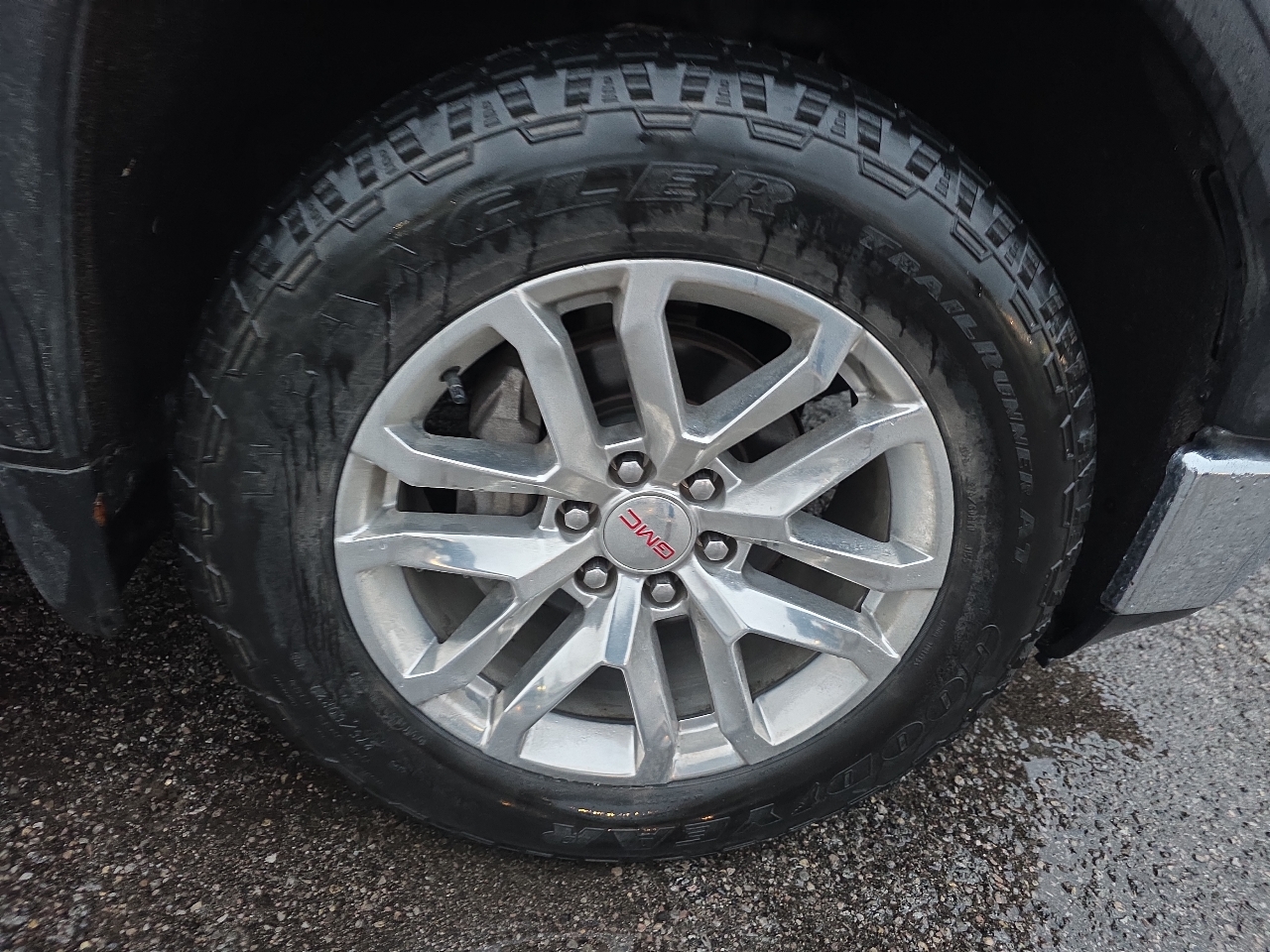 GMC Sierra 1500 4WD Crew Cab 157" SLT 2020