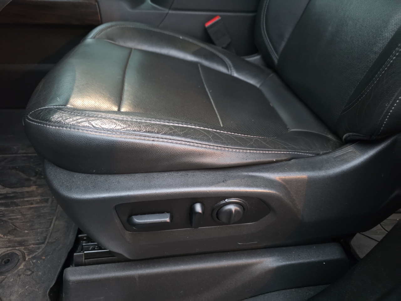 GMC Sierra 1500 4WD Crew Cab 157" SLT 2020