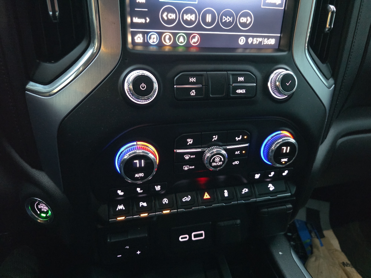 GMC Sierra 1500 4WD Crew Cab 157" SLT 2020